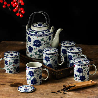 Ancienne théière en porcelaine bleu