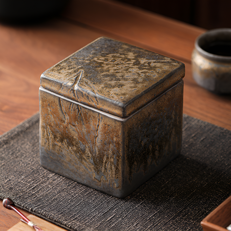 Boite à thé ancienne