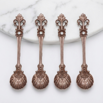 Cuillère à thé ancienne