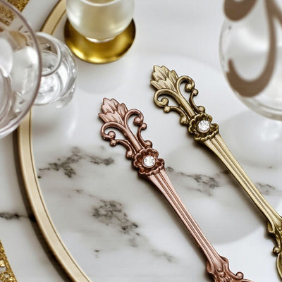 Cuillère à thé ancienne