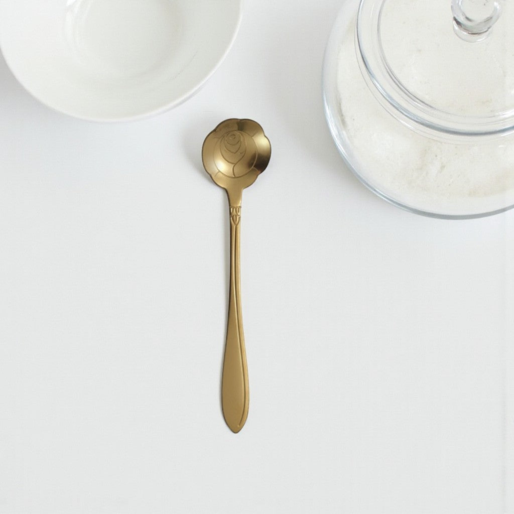 Cuillère à thé fleurie