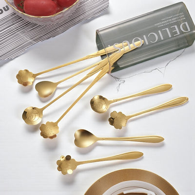 Cuillère à thé fleurie