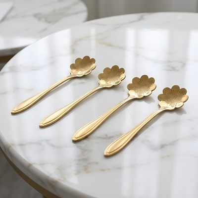 Cuillère à thé fleurie