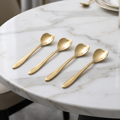 Cuillère à thé fleurie