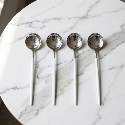 Cuillère à thé moderne