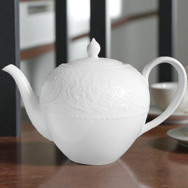 Grande théière blanche