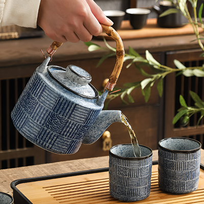 Grande théière chinoise