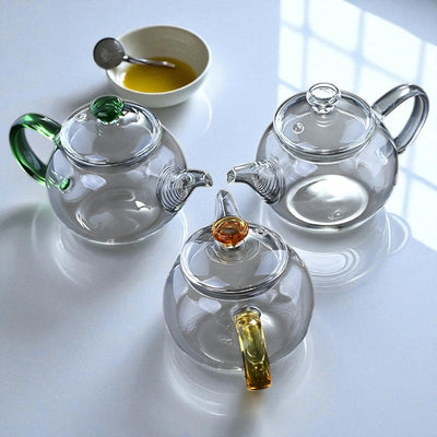 Mini théière en verre