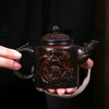 Petite théière ancienne