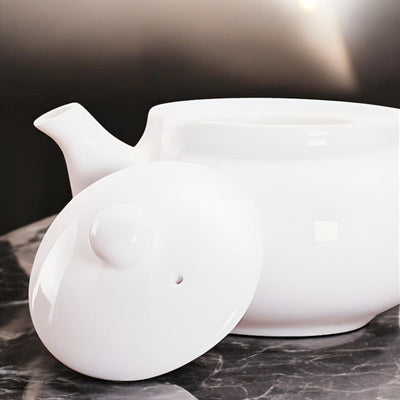 Petite théière individuelle blanche