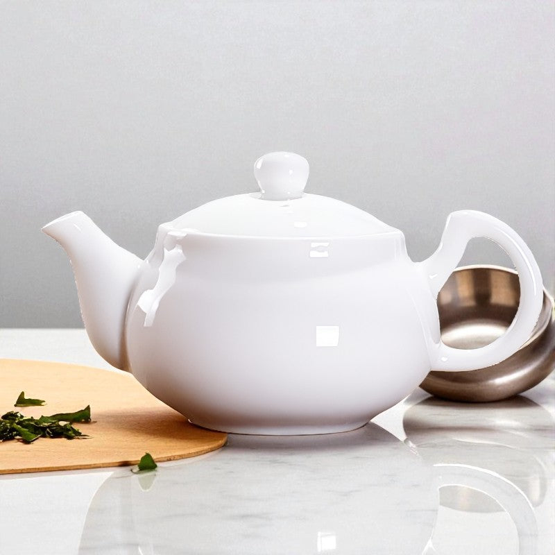 Petite théière individuelle blanche