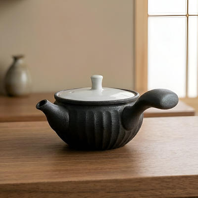 Petite théière japonaise