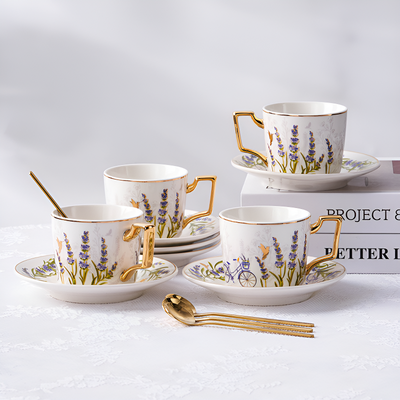 Service à thé anglais moderne