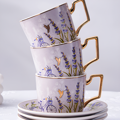 Service à thé anglais moderne