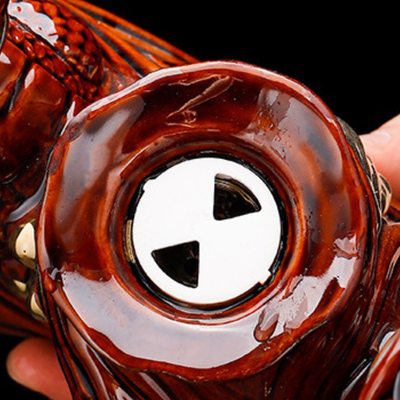 Service à thé chinois doré et marron motif relief