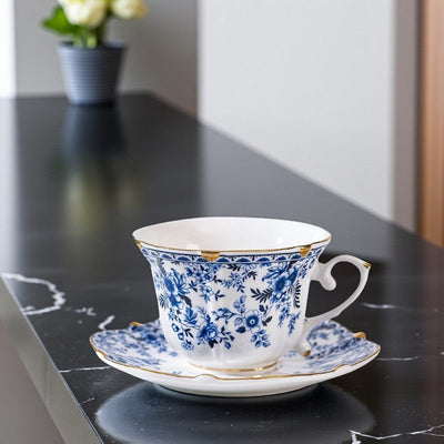 Service à thé porcelaine blanc et bleu