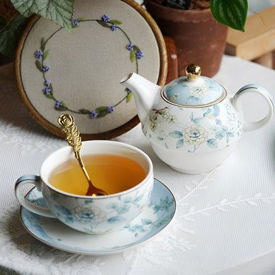 Service à thé solitaire porcelaine