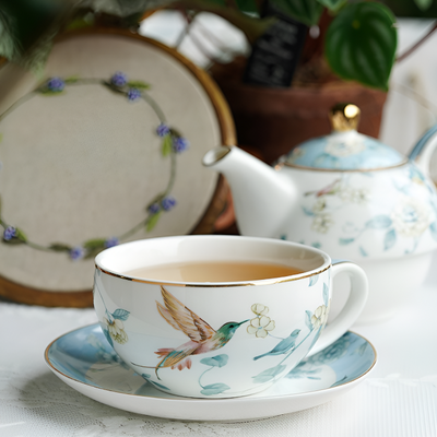 Service à thé solitaire porcelaine