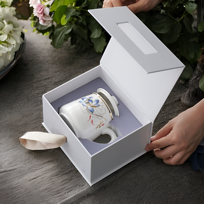 Tasse à thé avec infuseur porcelaine