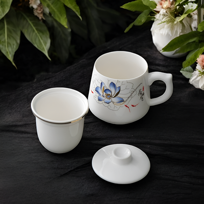 Tasse à thé avec infuseur porcelaine