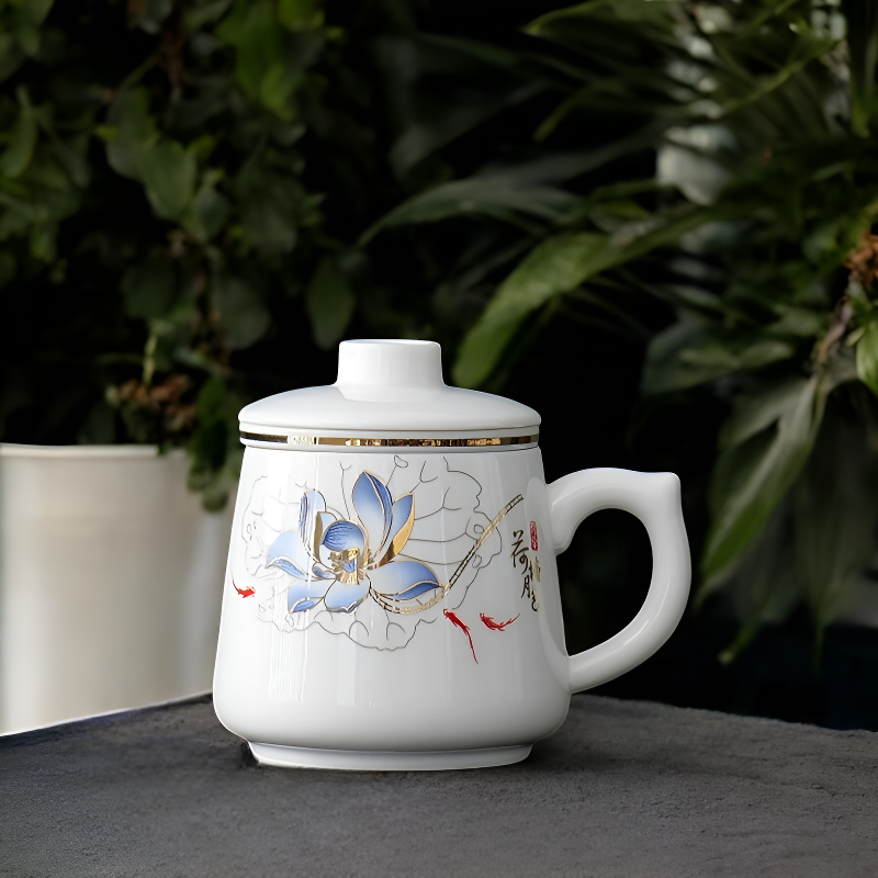 Tasse à thé avec infuseur porcelaine