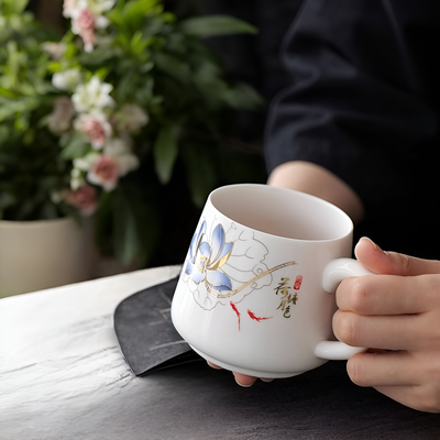 Tasse à thé avec infuseur porcelaine