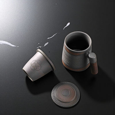 Tasse à thé avec infuseur terre cuite