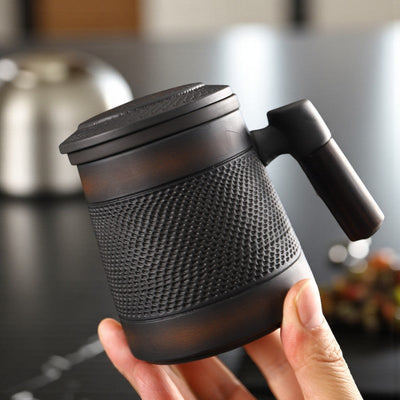 Tasse à thé avec infuseur terre cuite