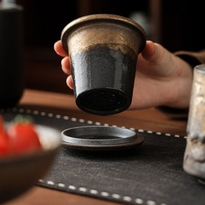 Tasse à thé vintage avec infuseur