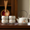 Théière ancienne porcelaine fond blanc