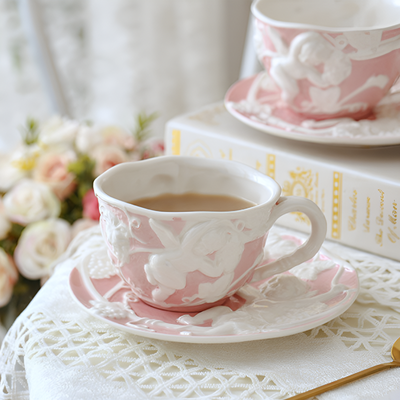 Théière anglaise décor romantique