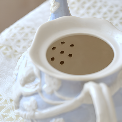 Théière anglaise décor romantique