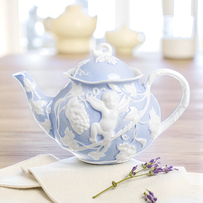 Théière anglaise décor romantique