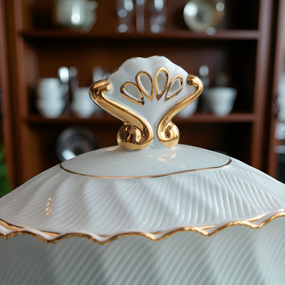 Théière anglaise finition dorée