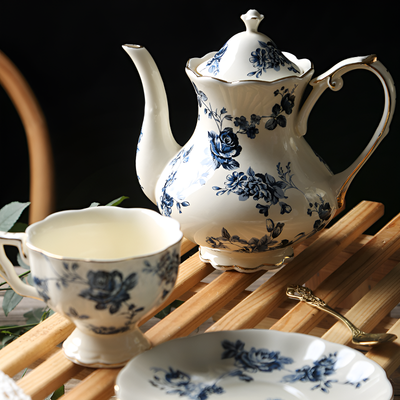 Théière anglaise fleur