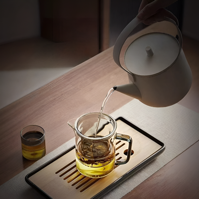 Théière avec filtre en verre transparente