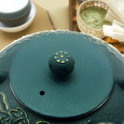 Théière en fonte vert foncé