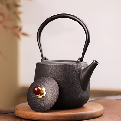 Théière en fonte vintage