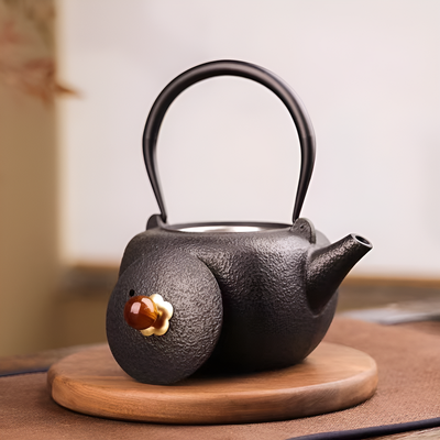 Théière en fonte vintage