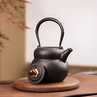 Théière en fonte vintage