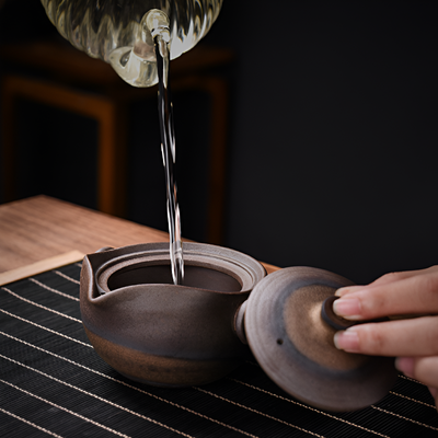 Service à thé japonais en fonte