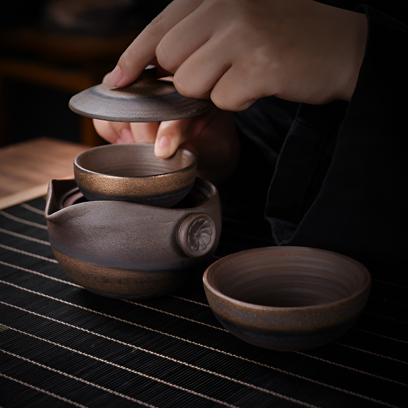 Service à thé japonais en fonte