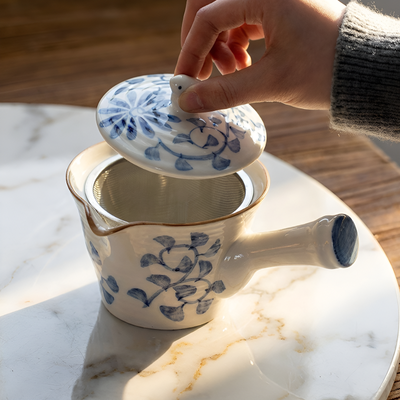 Théière japonaise bleue