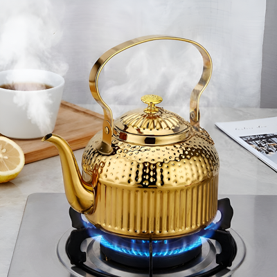 Théière orientale avec filtre