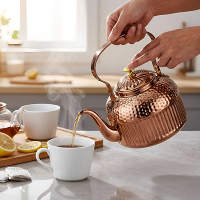 Théière orientale avec filtre