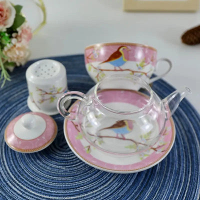 Théière porcelaine avec tasse