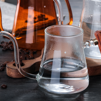 Théière transparente en verre