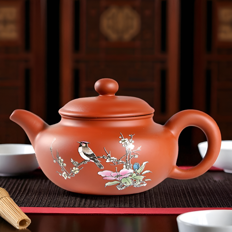 Théière vintage rouge